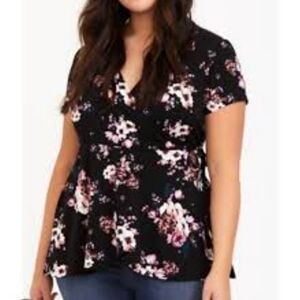 Torrid Floral Wrap Blouse Short Sleeve